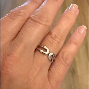 925 Sterling Silver Safety Pin Ring. Size 6.Stamped 925.New with tag. Adjustable